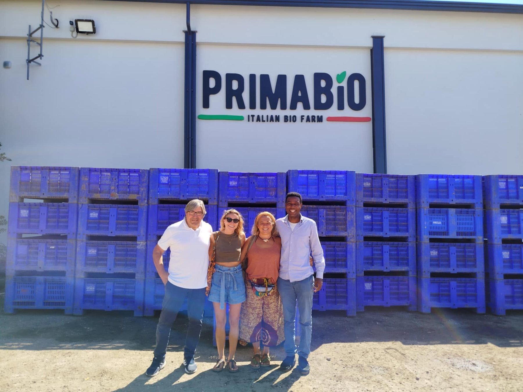 La visita alla cooperativa PrimaBio durante il percorso sulla filiera etica del pomodoro